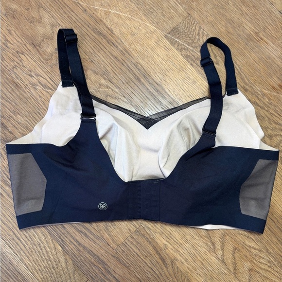 Honeylove Wireless Crossover Bra Comfy Feminine Supportive Like New Size 1X - Picture 3 of 5